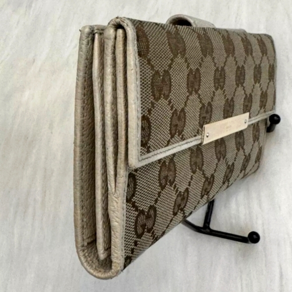 Gucci GG monogram canvas and white leather wallet Comes With Gold Wallet Chain - Picture 3 of 12
